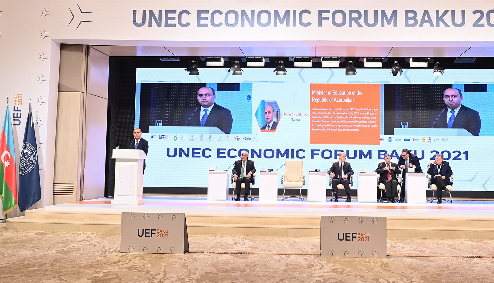 Təhsil naziri UNEC İqtisadi Forumu 2021-də iştirak edib